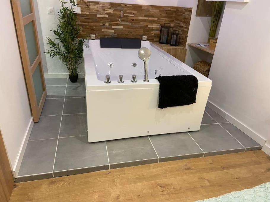 Lover Dose Spa Vierzon Luaran gambar